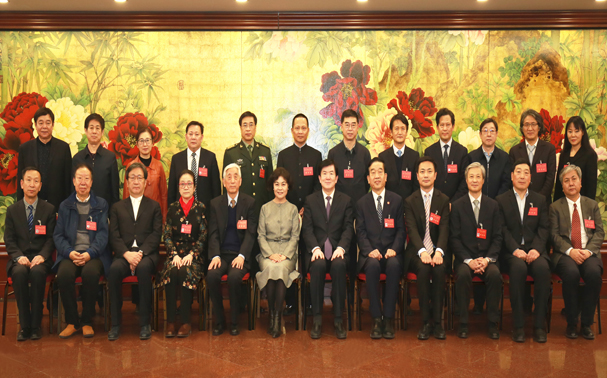 中国文联领导与第七、八届主席团及协会分党组成员合影
