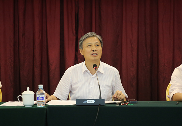 中国书协分党组书记、驻会副主席陈洪武讲话