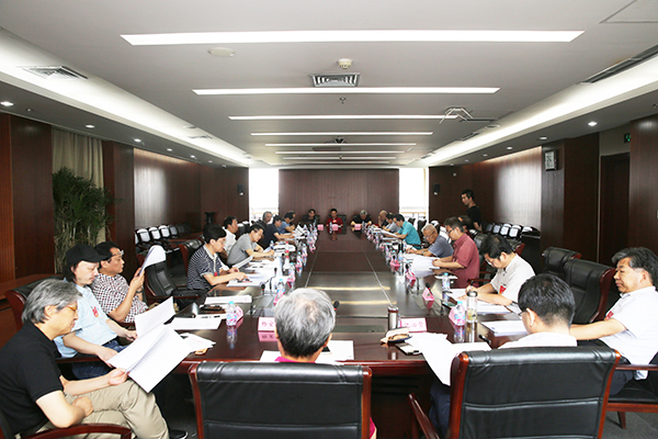 书法教育委员会委员小组讨论